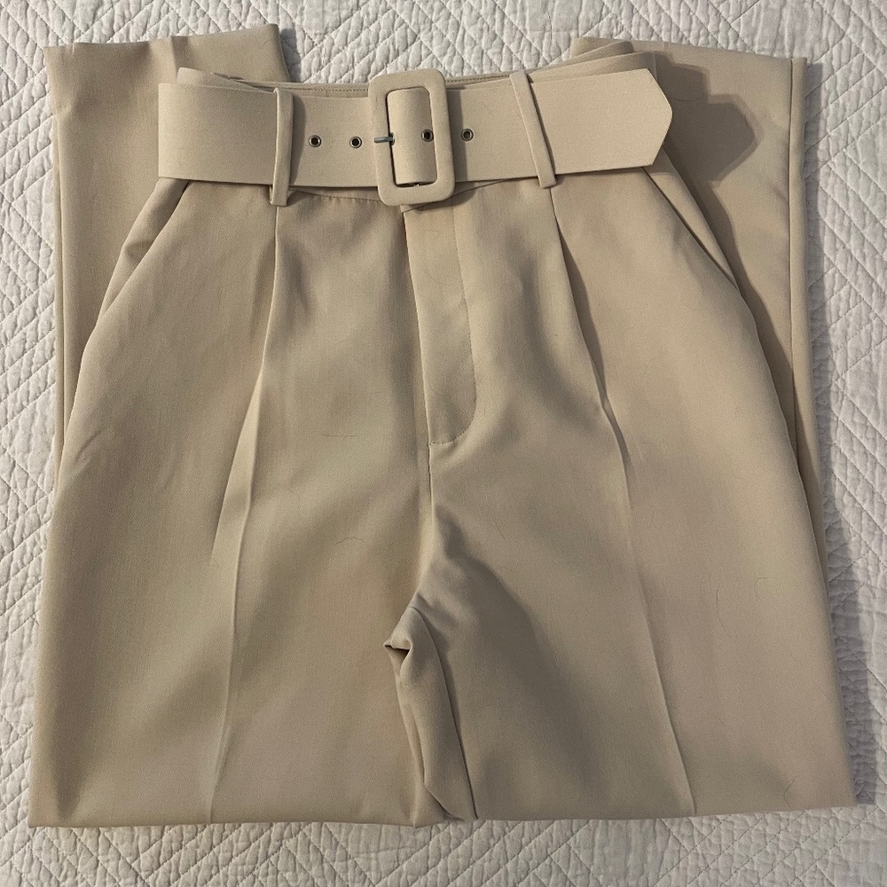 Flowy wide leg pant with fabric covered belt
